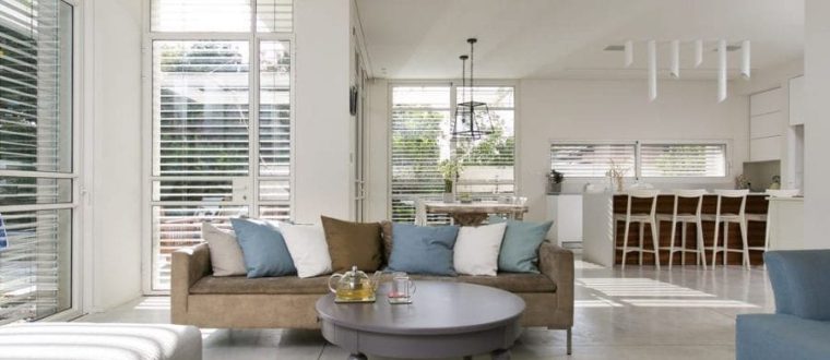 מהחוץ כלפי הפנים: בית שאוהב את הנוף סביבו